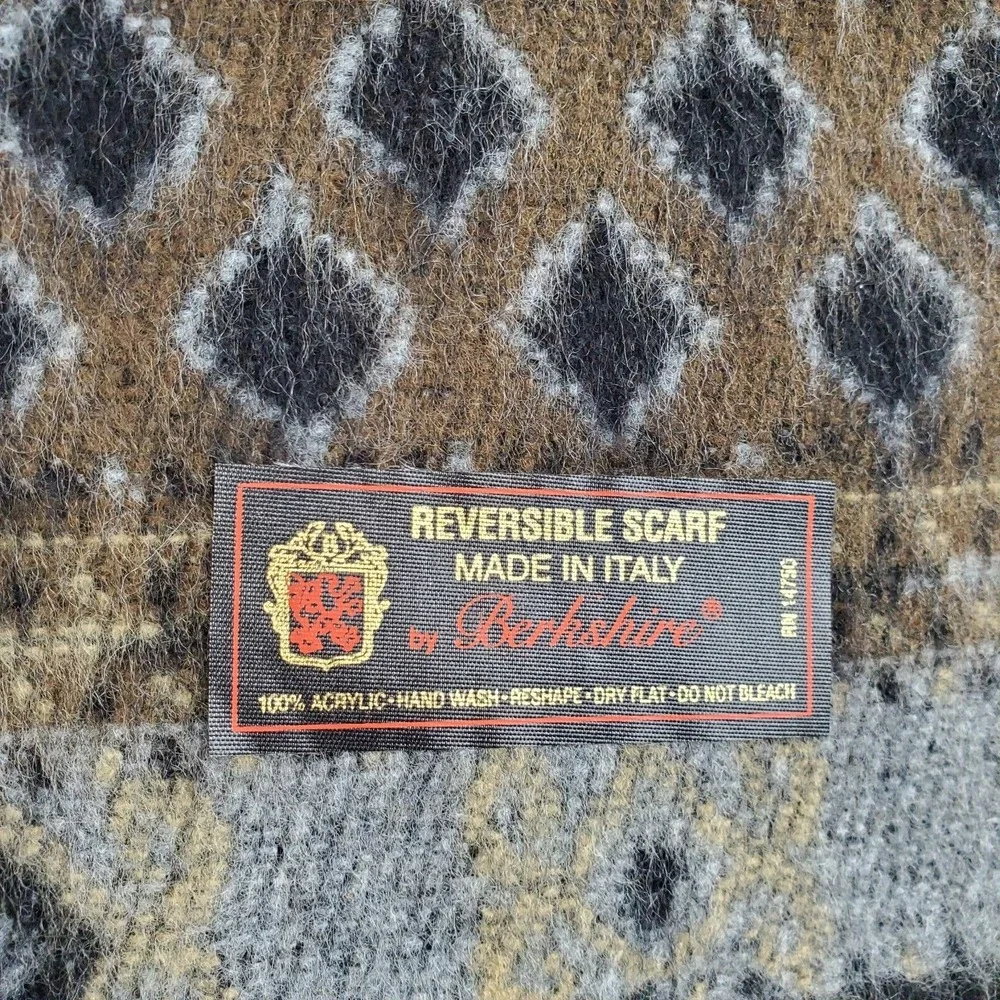 Berkshire Italy Reversible Scarf Women's Multicolor Geometric Fringed‎ Trim